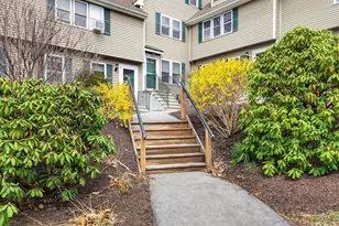 30 Charter St, Exeter, NH 03833 - Photo 1