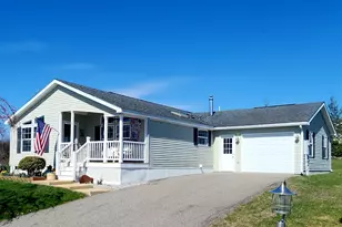 3 Sunset Ave, Franklin, NH 03235 - Photo 1