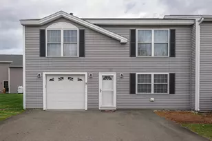 15 Red Sox Ln, Raymond, NH 03077 - Photo 1
