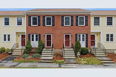 424 Fox Hollow Way, Manchester, NH 03104 - Photo 1