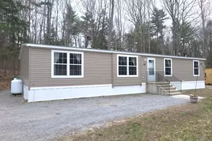 14 Peasley Rd, Henniker, NH 03242 - Photo 1