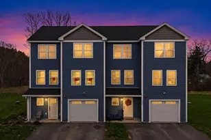 19 Biggs Ave, Epping, NH 03042 - Photo 1