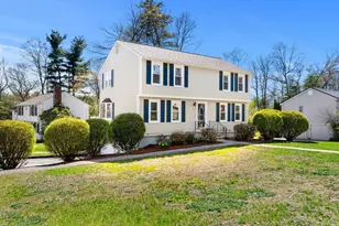 51 MacDonald Dr, Nashua, NH 03062 - Photo 1