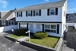 8 Nashua St, Seabrook, NH 03874 - Photo 1