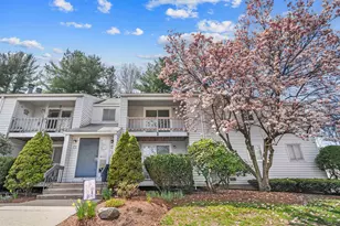 4 Ternbury Square, Nashua, NH 03060 - Photo 1