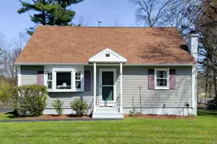 10 Cambridge Rd, Nashua, NH 03062 - Photo 1