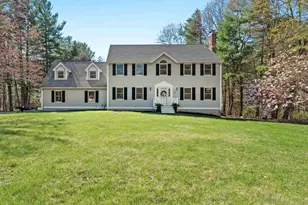 25 Fletcher Dr, Pelham, NH 03076 - Photo 1
