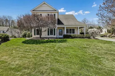 32 White Pine Lane, Manchester, NH 03102 - Photo 1
