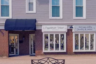 25 N Main St, Wolfeboro, NH 03894 - Photo 1