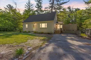 736 Columbus Ave, Rochester, NH 03867 - Photo 1