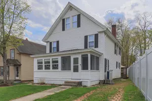 135 Main St, Meredith, NH 03253 - Photo 1