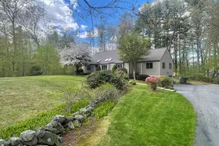 15 Knightland Rd, Atkinson, NH 03811 - Photo 1
