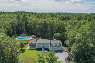 127 Hooksett Rd, Auburn, NH 03032 - Photo 1