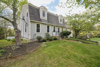 8 Queens Way, Merrimack, NH 03054 - Photo 1