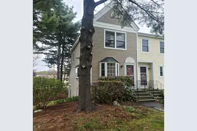 321 Fox Hollow Way, Manchester, NH 03104 - Photo 1