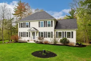 92 Ridgecrest Dr, Greenland, NH 03840 - Photo 1