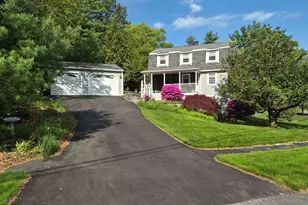 20 Shelburne Rd, Nashua, NH 03063 - Photo 1