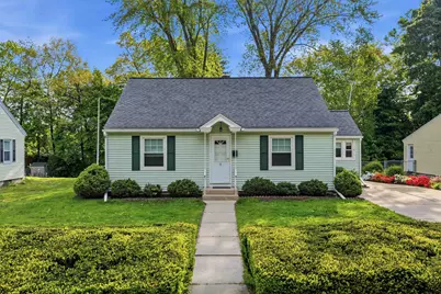 8 Burnham Avenue, Nashua, NH 03064 - Photo 1
