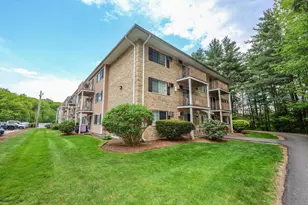 379 Huse Rd, Manchester, NH 03103 - Photo 1