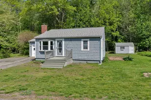 14 Phinney Ln, Exeter, NH 03833 - Photo 1