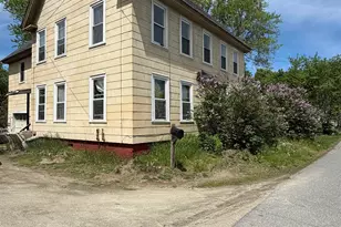 9 Cherry St, Haverhill, NH 03785 - Photo 1