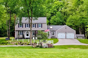 71 Wentworth Dr, Bedford, NH 03110 - Photo 1