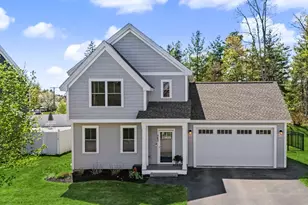 165 Shore Dr, Nashua, NH 03062 - Photo 1