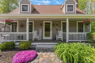 8 Locke Hill Ln, Barrington, NH 03825 - Photo 1