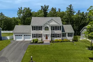 158 Standish Ln, Hudson, NH 03051 - Photo 1