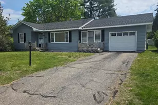 529 Portland St, Rochester, NH 03867 - Photo 1