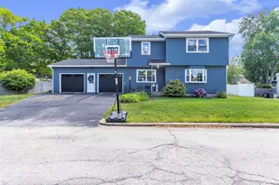 47 Holt Ave, Manchester, NH 03109 - Photo 1