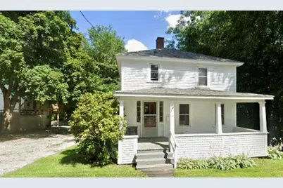 33 Russell Street, Plymouth, NH 03264 - Photo 1