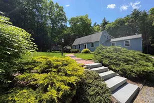 22 Deerwood Dr, Amherst, NH 03031 - Photo 1