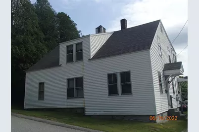 15 Ridge Avenue, Claremont, NH 03743 - Photo 1