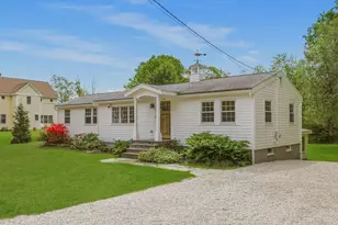 270 Brackett Rd, Rye, NH 03870 - Photo 1