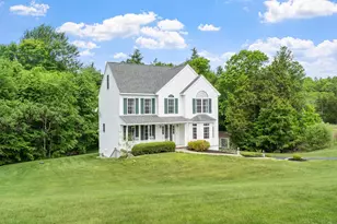 8 Jana Cir, Sandown, NH 03873 - Photo 1
