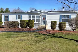 62 Seneca St, Rochester, NH 03867 - Photo 1