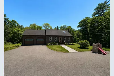 125 Main Street, Raymond, NH 03077 - Photo 1