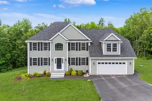 265 Standish Ln, Hudson, NH 03051 - Photo 1