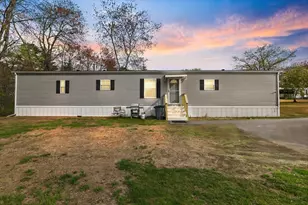 30 Kendall Pond Rd, Derry, NH 03038 - Photo 1