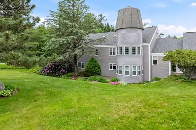 128 Hilltop Place #128, New London, NH 03257 - Photo 1