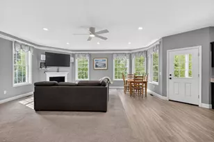 128 Pemigewasset Dr, Conway, NH 03893 - Photo 1