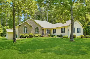 22 May Ln, Pelham, NH 03076 - Photo 1