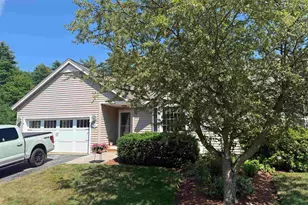 11 Aspen Dr, Hampstead, NH 03826 - Photo 1