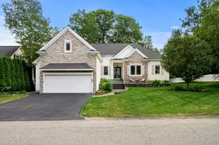 20 Huckleberry Ln, Hampton, NH 03842 - Photo 1
