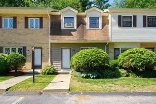 94 Golfview Dr, Manchester, NH 03102 - Photo 1