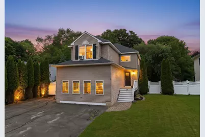 12 Lamprey Street, Newmarket, NH 03857 - Photo 1