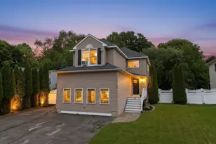 12 Lamprey St, Newmarket, NH 03857 - Photo 1