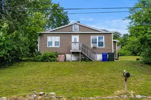 110 Robinson St, Manchester, NH 03104 - Photo 1