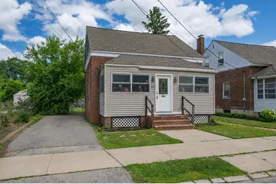 17 Grand Avenue, Nashua, NH 03060 - Photo 1